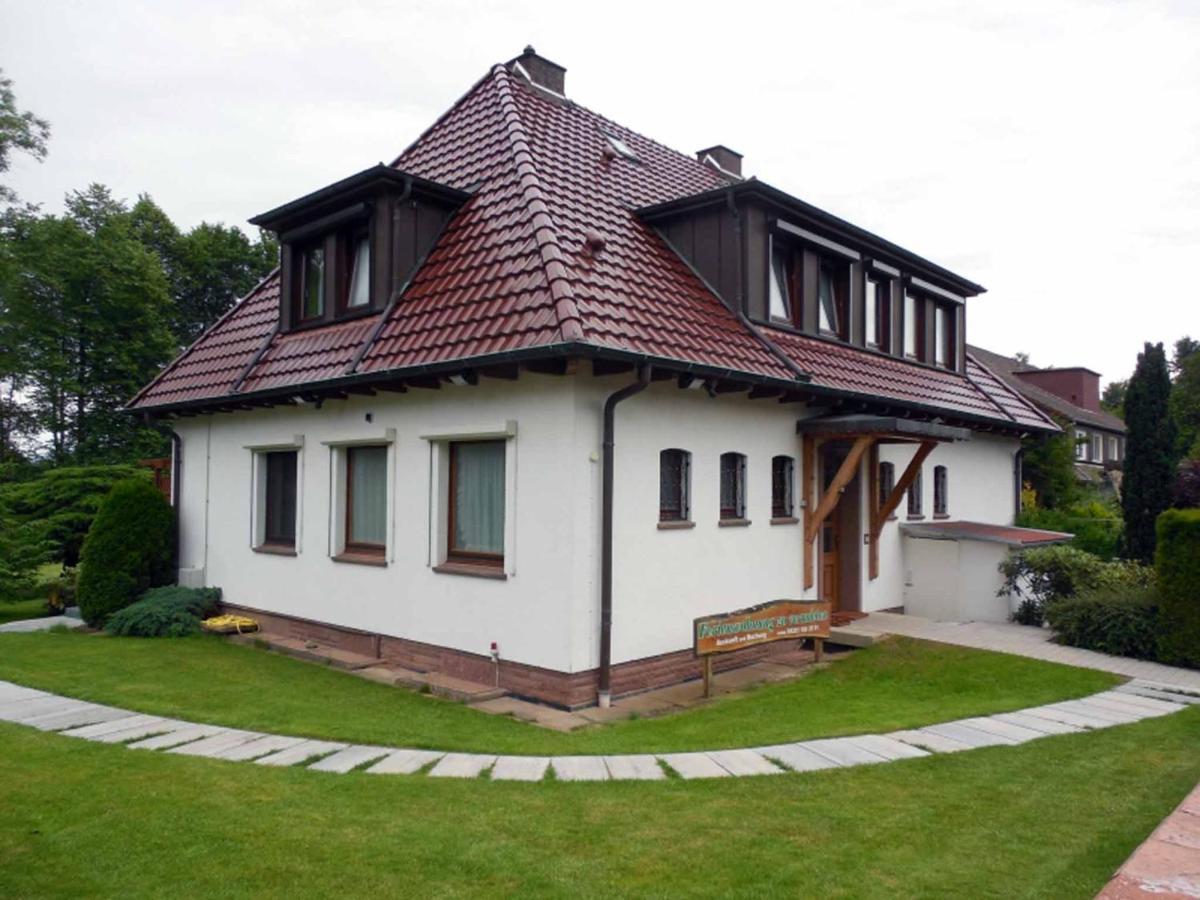 Ferienwohnungen Am Hufelandbad 巴特皮尔蒙特 外观 照片